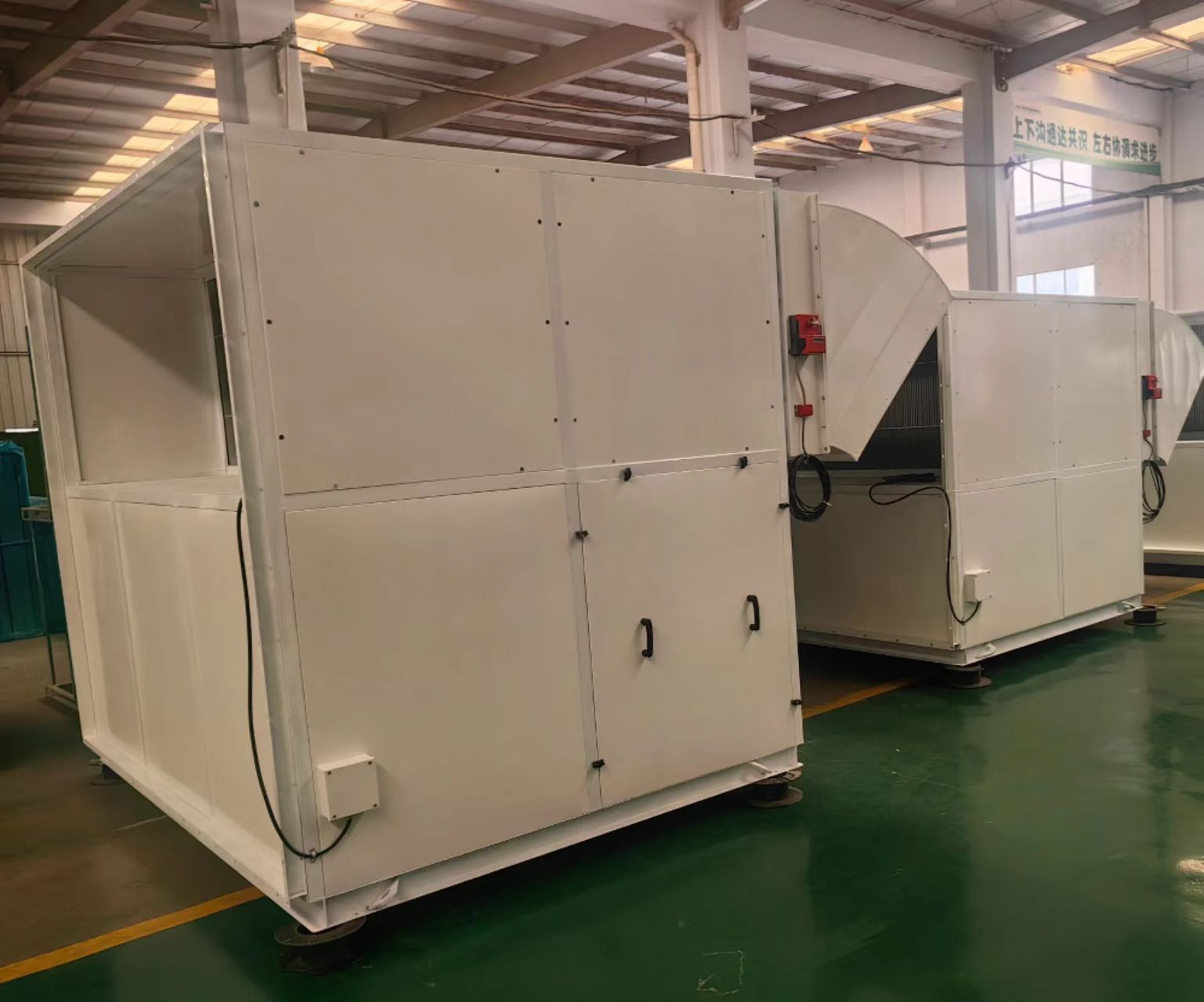 自潔式空調(diào)機(jī)組設(shè)備