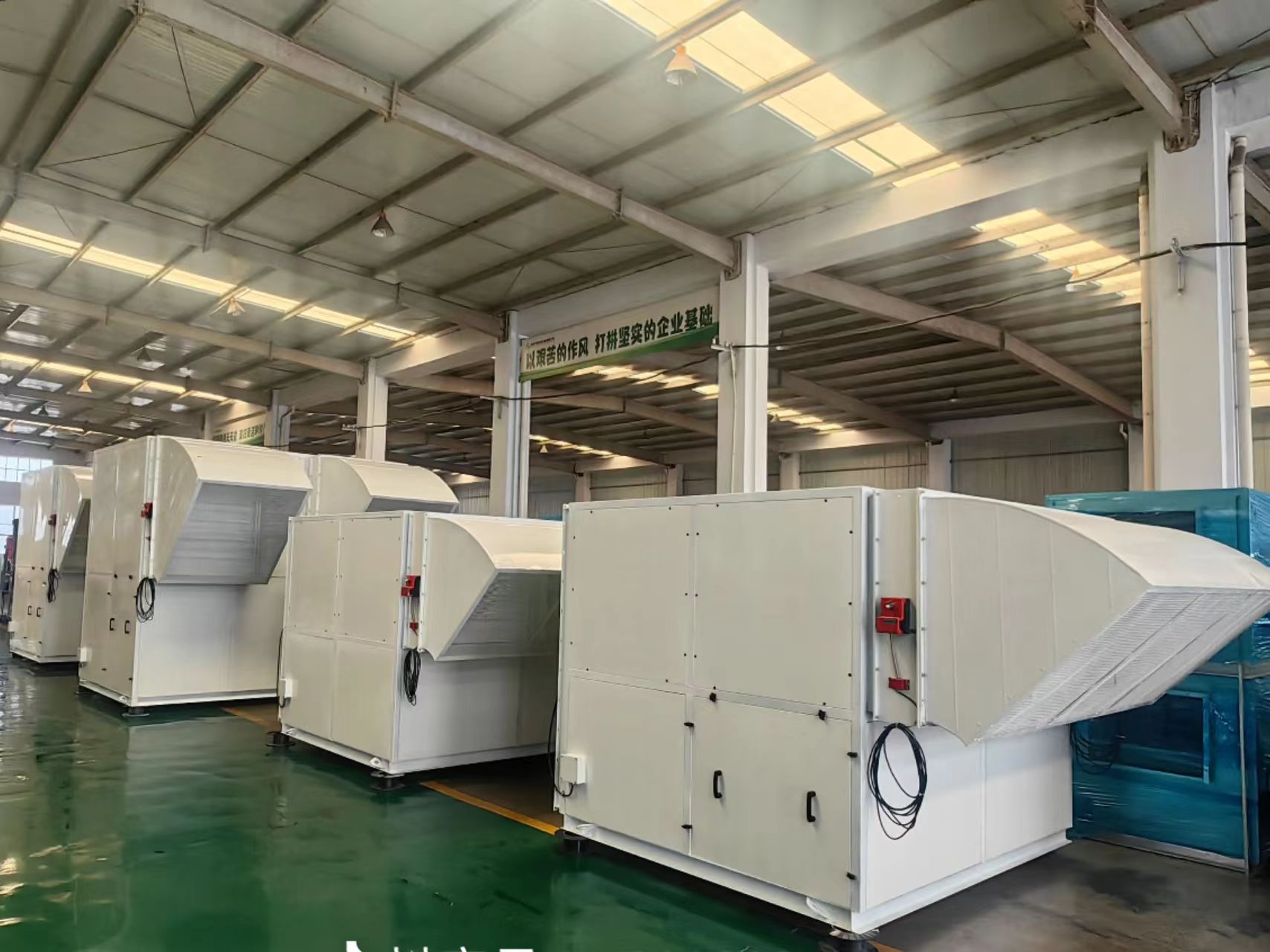 自清潔新風(fēng)機(jī)組